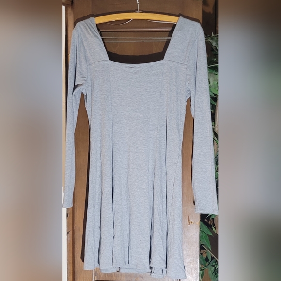 Grey Ribbed Dress - Picture 5 of 6